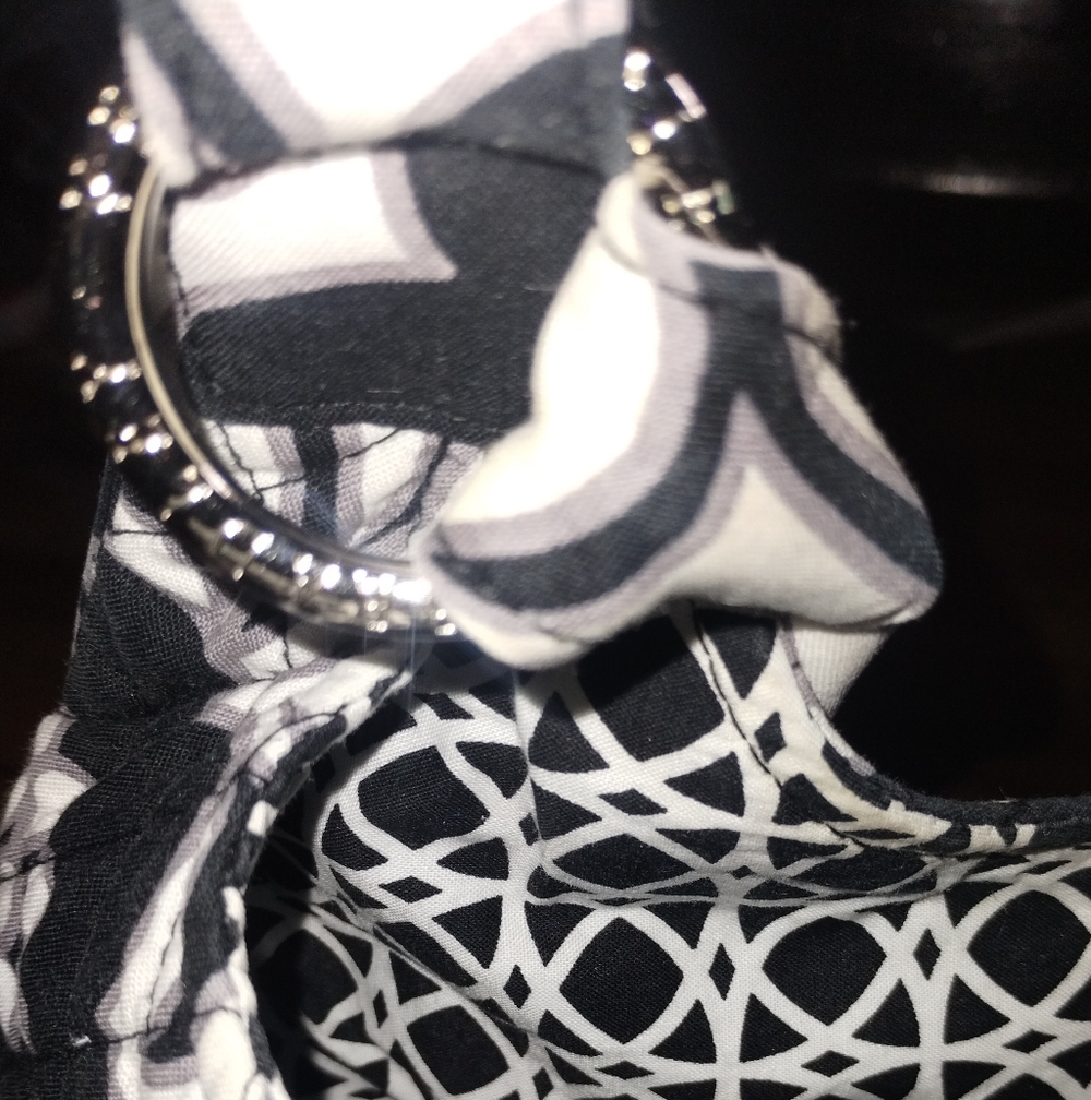 Vera Bradley Black And White Floral Purse - Picture 8 of 11